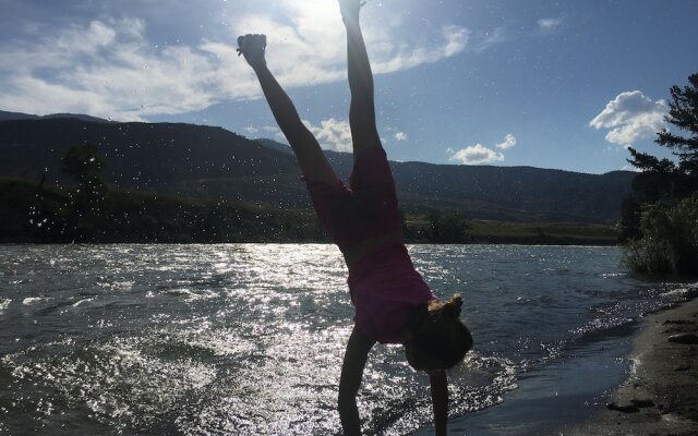 Little Trail Creek Cabins