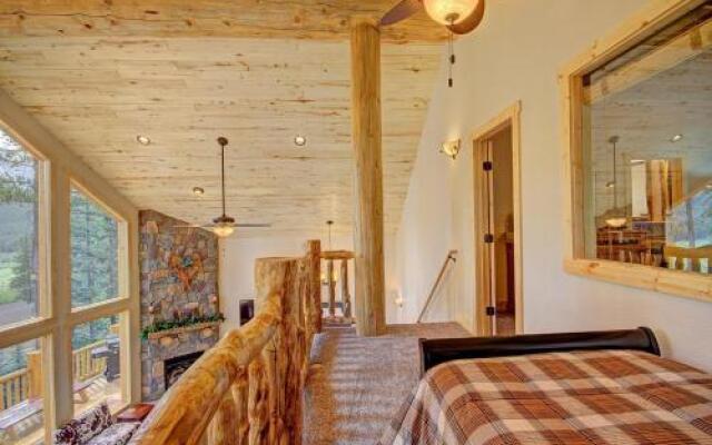 Grand Moose Lodge Home