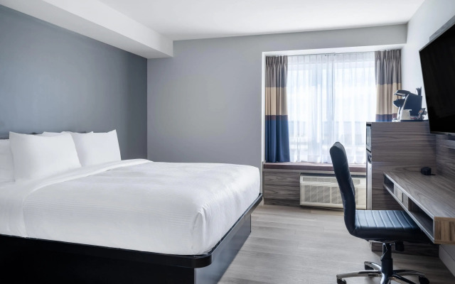 Microtel Inn & Suites by Wyndham Kanata Ottawa West