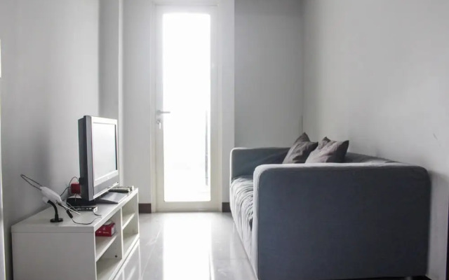 Minimalist and Comfy 1BR Apartment Scientia Residence