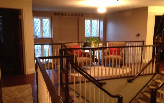 Moonstone Manor Bed & Breakfast