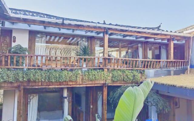 Lijiang Nianji 1913 Travel Theme Inn