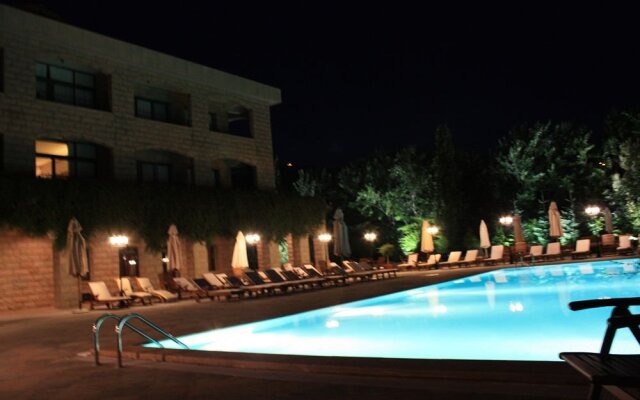 Terrebrune Hotel