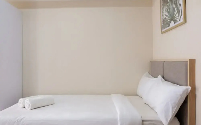 Comfy Studio Apartment with Extra Bed at M-Town Residence