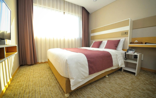 THE RECENZ Dongdaemun Hotel