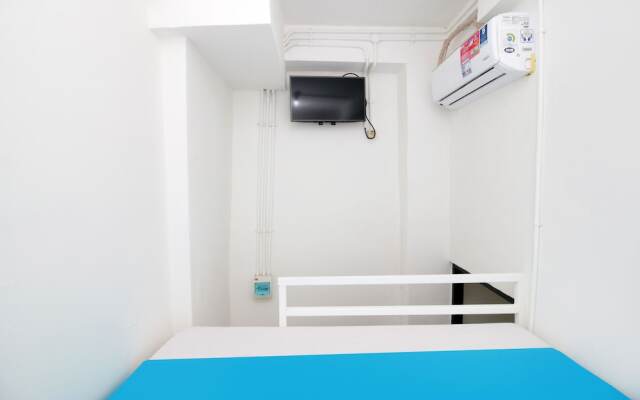 Airy Eco Syariah Kampung Bali Tiga Puluh 15 C Jakarta