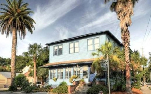 Carriage Way Centennial
