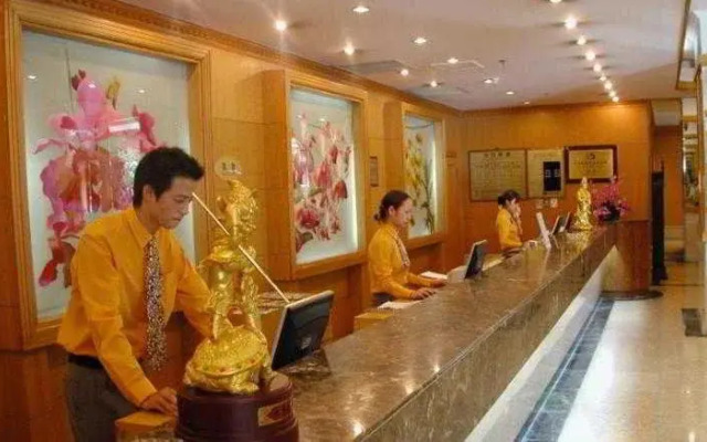 Garden City Hotel