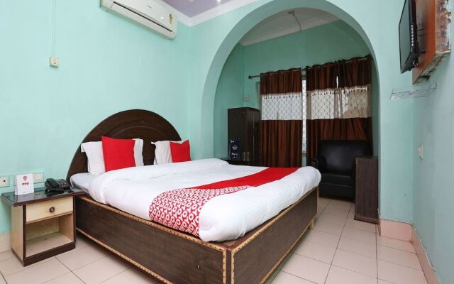 OYO 12337 Hotel Rupashi Bangla