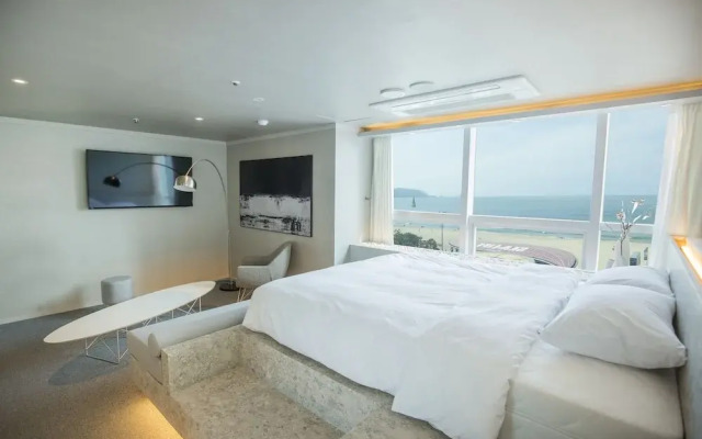 UH Suite The Haendae