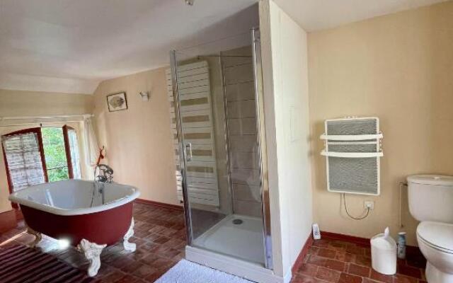 Escapade Place Voltaire