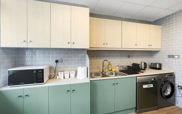 3B-Marina Wharf 1-1505 by bnbme homes