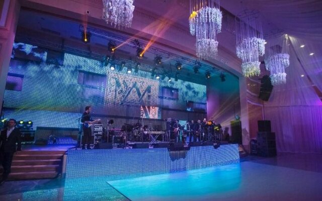 7 Days City Hotel