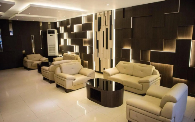Karlita Hotel Tegal