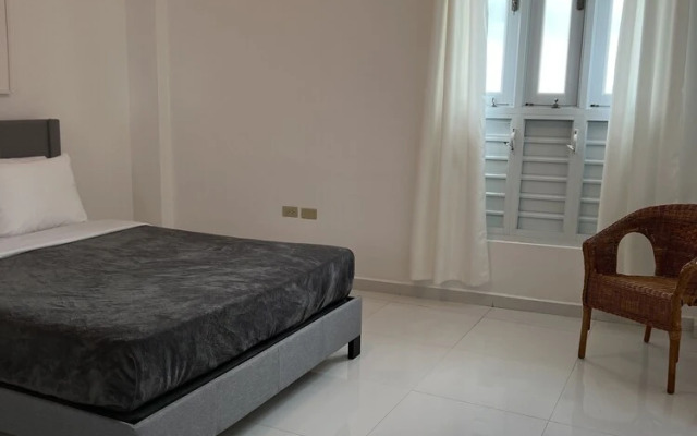 Arecibo Hotel 2101