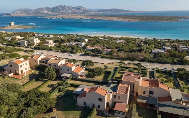 Delightful sea View Apartment With Veranda