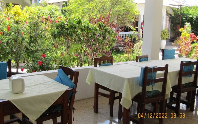 Kivulini Garden Lodge