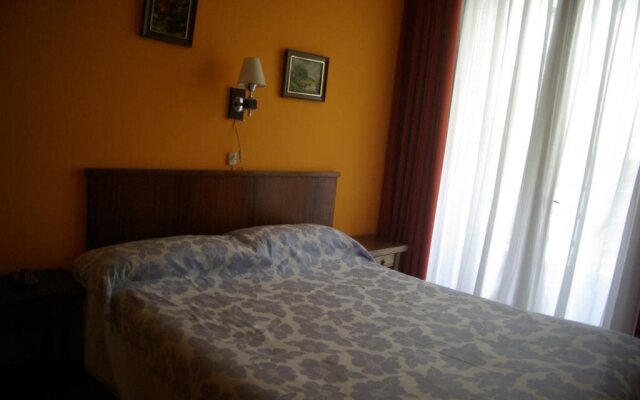 Hostal Sayola