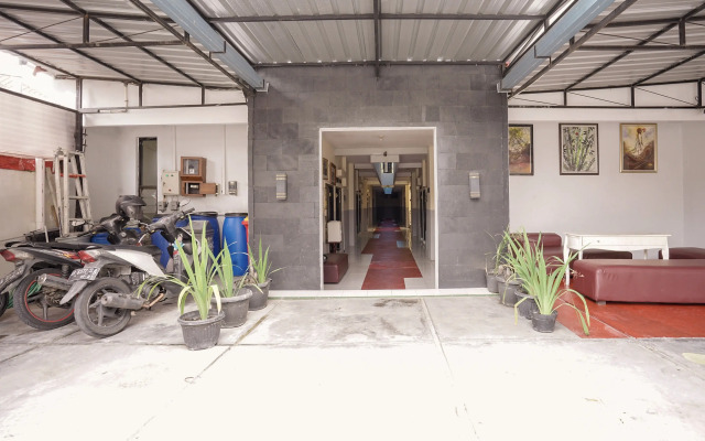 Maleo Kostel Cempaka Putih