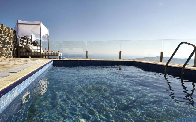 Orizontes Hotel Santorini