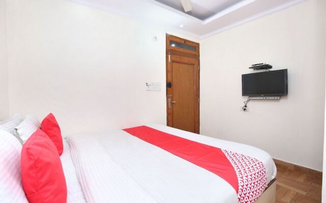 OYO 22534 Hotel Diamond