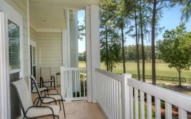 World Tour Three-bedroom Apartment 206