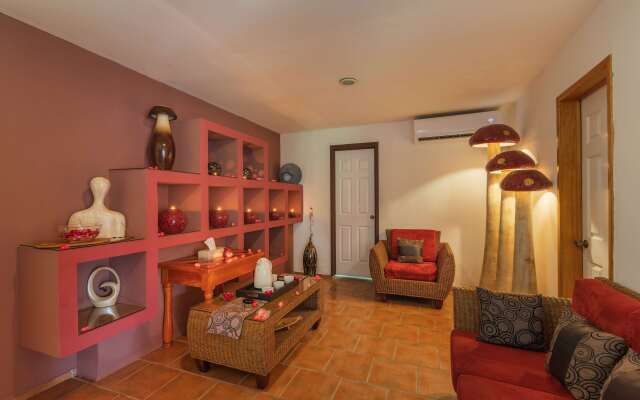 Royal Decameron Complex