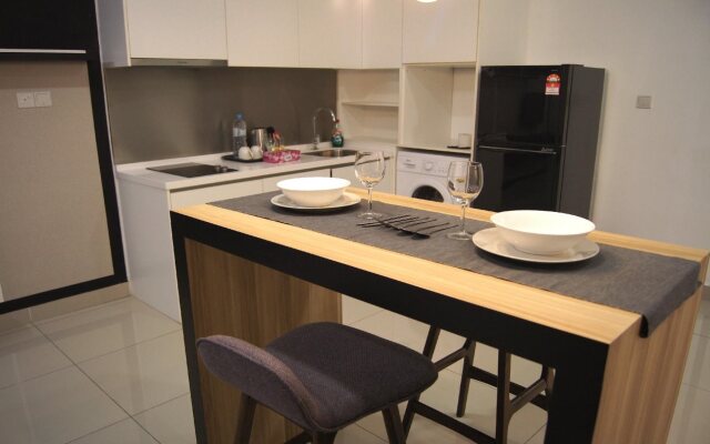 Twin Galaxy Suites