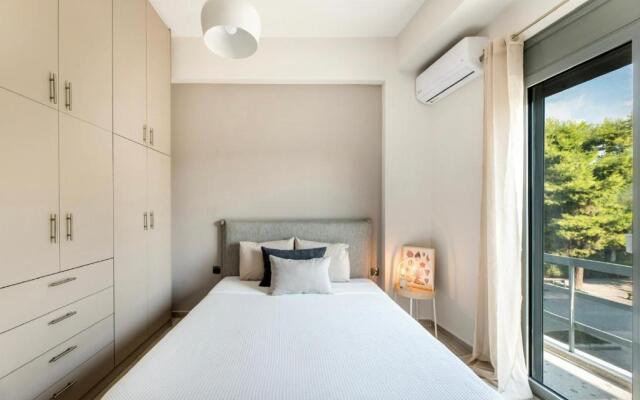 Eleusis Suites Β