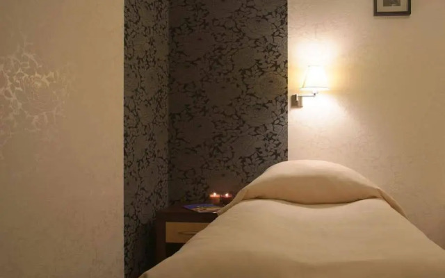 Hotel Cztery Pory Roku