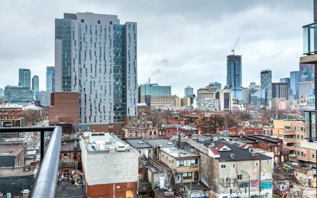 Toronto Furnished Living College Street Elevate Rooms.