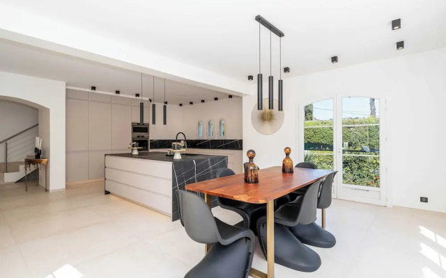 Sumptuous Villa - AC- 6br- 12p- Cannes