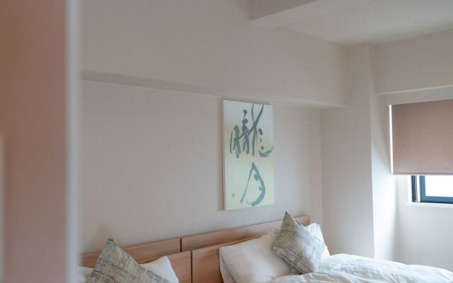 Minn Higashi Ueno