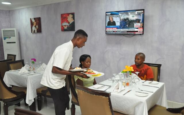 Grand Capital Hotel