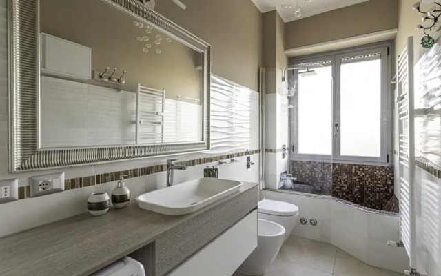 Padova 115 in Milan With 1 Bedrooms and 1 Bathrooms