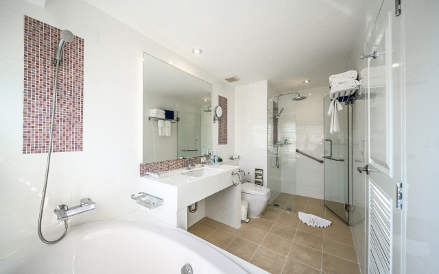 Andaman Beach Suites Hotel