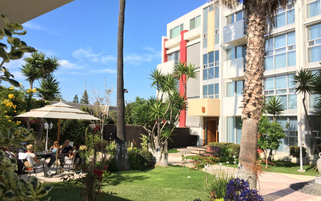 Dali Suites - Adults Only