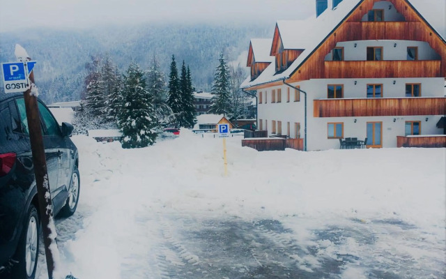 Vall’s apartment- by ski slopes