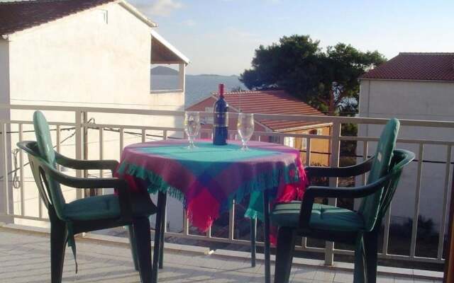 Nebo - 80 m From Beach - A1 Zeleni