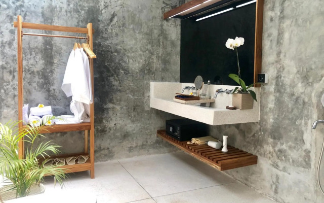 The Sender Pool Suite