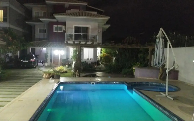 Casa Luxo: Piscina, Churras, Sinuca e Cinema - 300m da Praia