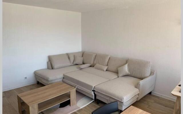 50m² pieds dans l'eau + 20m² Terrasse- Vue sur mer