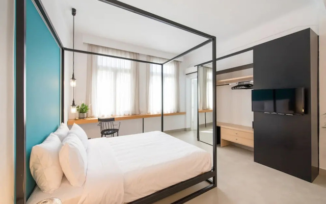 Monk Monastiraki Suites