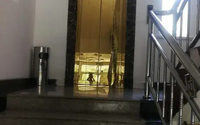 Burqin Jiadengxuan Hotel (Shenhu Road)