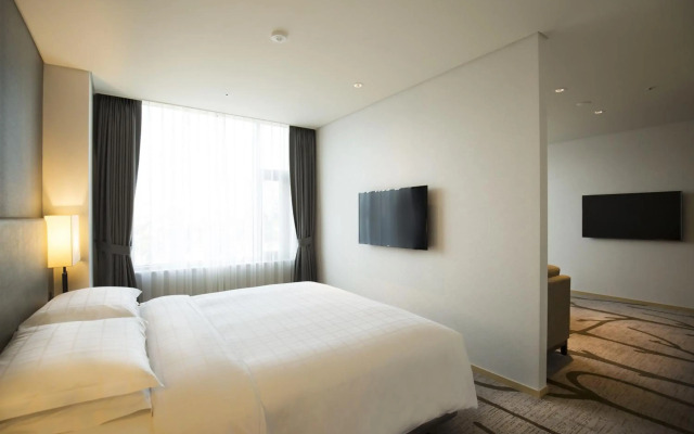 Arirang Hill Dongdaemun