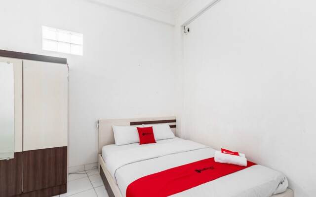 RedDoorz Syariah @ Wisma Arya 2