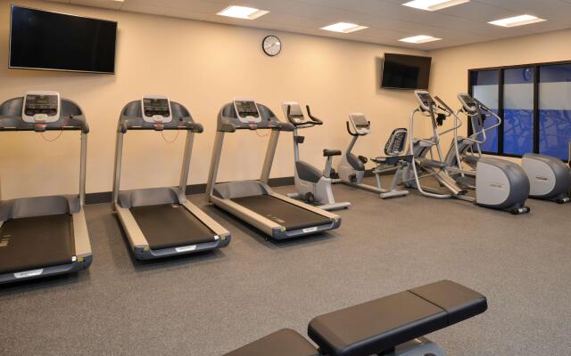 Hampton Inn & Suites Cincinnati-Mason