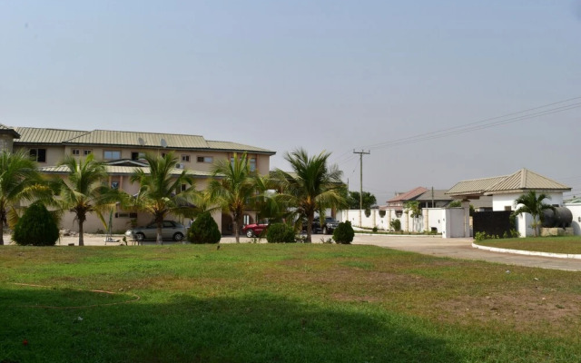 Chrisma Courts