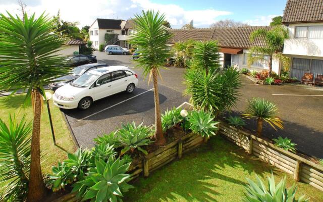 Takapuna Motor Lodge