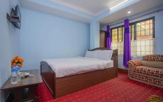 Naukrinepal Hotel by OYO Rooms